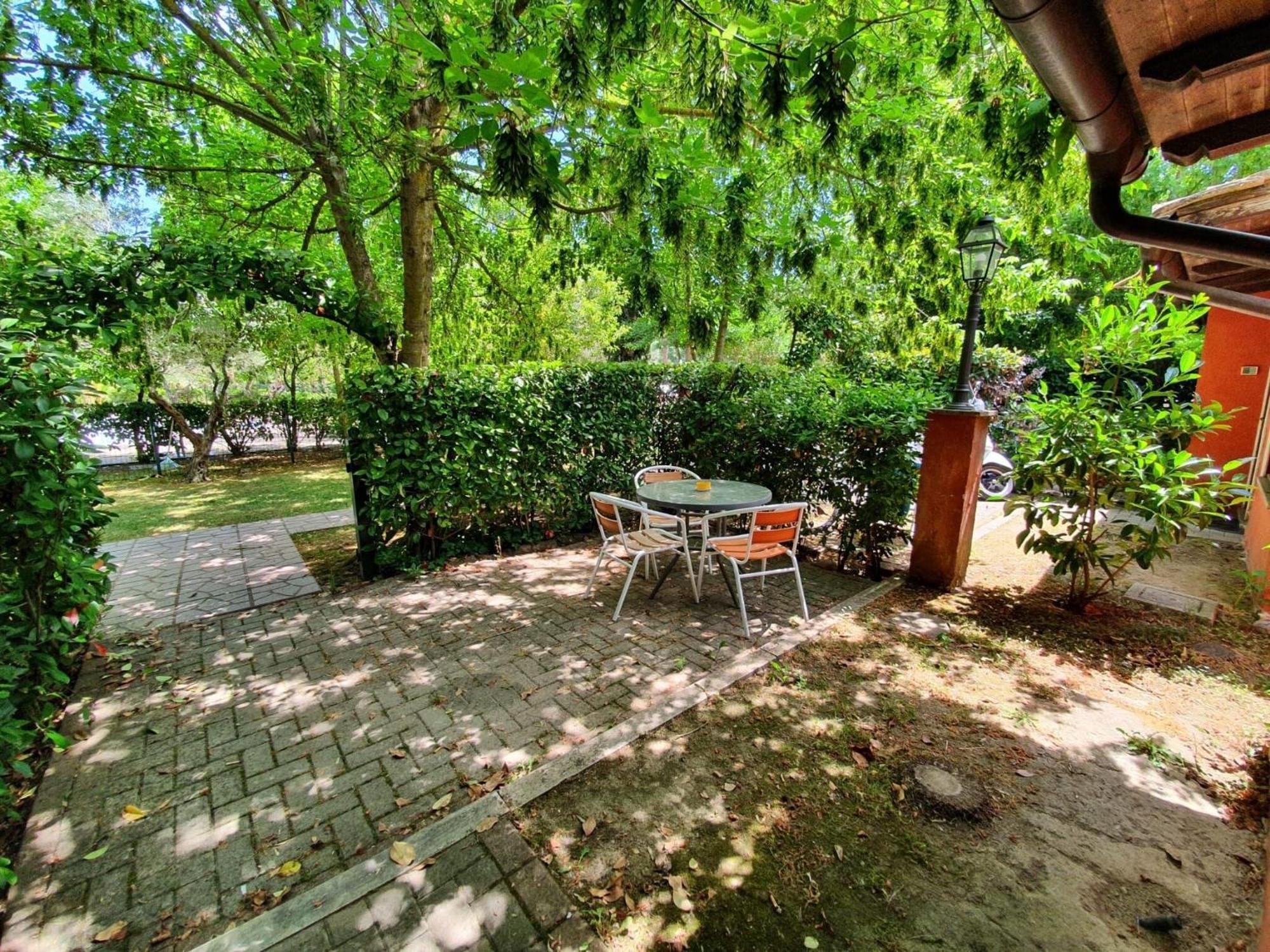 Apartment Beautiful In With Shared Swimming Pool Rom